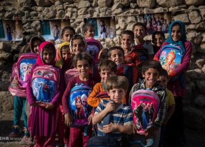 پویش #مشق_احسان، تلاشی برای تهیه لوازم التحریر نیازمندان