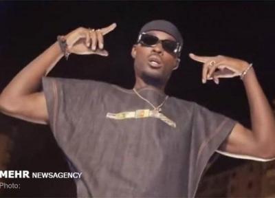 پلیس خواننده فرانسوی را بازجویی کرد