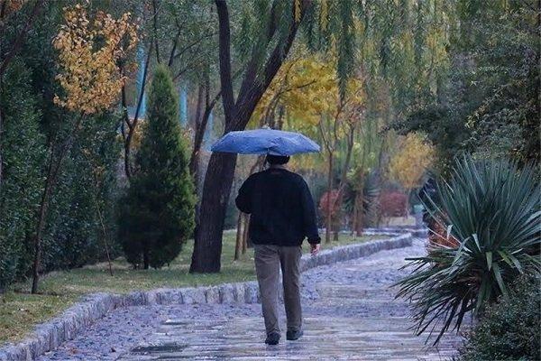 بارش باران در راه است، احتمال آبگرفتگی معابر در کرمانشاه