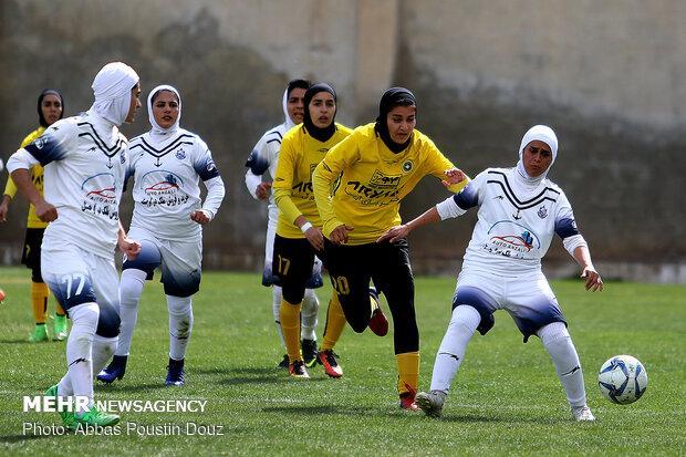 کردستان میزبان حساسترین بازی هفته، سپاهان میزبان دربی اصفهان