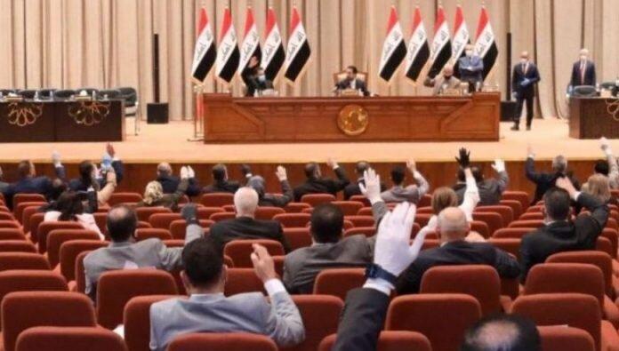 پارلمان عراق به قانون انتخابات زودهنگام رأی داد مجلس عراق به قانون انتخابات زودهنگام رأی داد