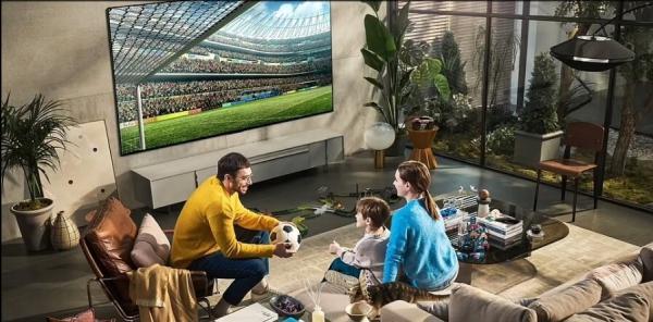 رونمایی از بزرگ ترین تلویزیون OLED دنیا ، نمایشگری برای تماشای جام دنیای قطر! (تور قطر ارزان)