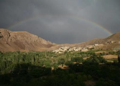 روستای بلوبین ، روستایی که هر فصل آن داستانی متفاوت دارد